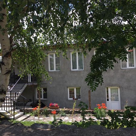 Cherry Hotel Казбеги Екстериор снимка